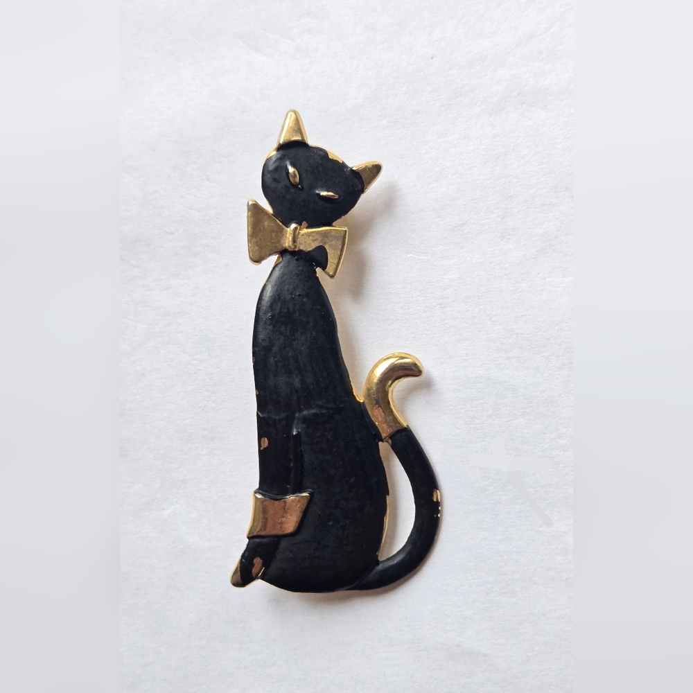 Vintage Mid Century Matte Black & Gold-Tone Cat Brooch